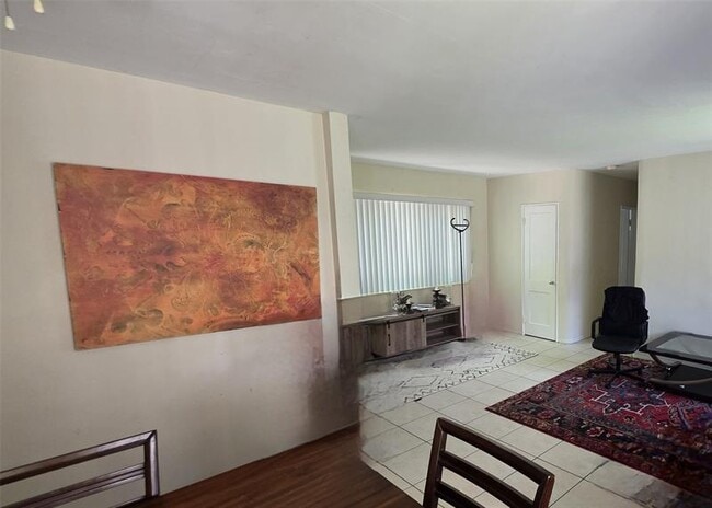 Photo - 611 Ponce de Leon Dr Unit 1