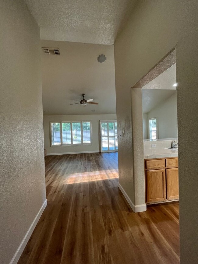 Photo - Hard to find Dixon single story home!
