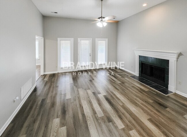 Photo - 7819 Freehold Dr