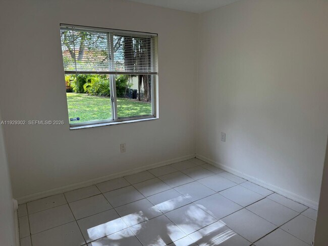 Photo - 2522 NE 184th Terrace