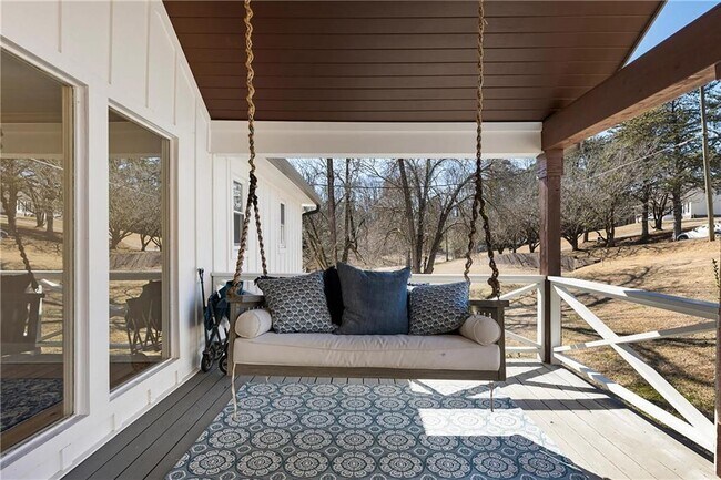 Photo - 4035 Lacey Dr