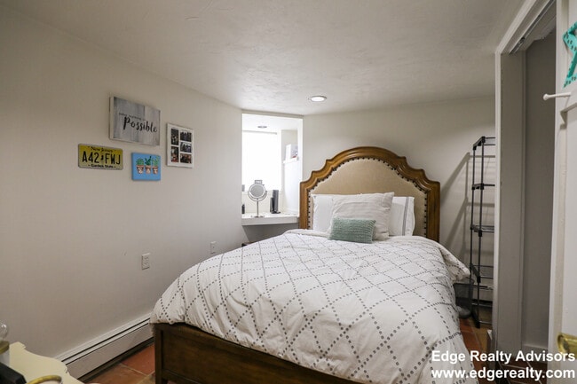 Photo - 86 Linden St