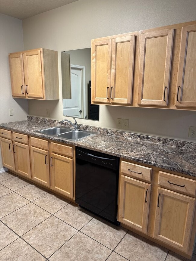 Photo - SAND DOLLAR - 615 Unit B