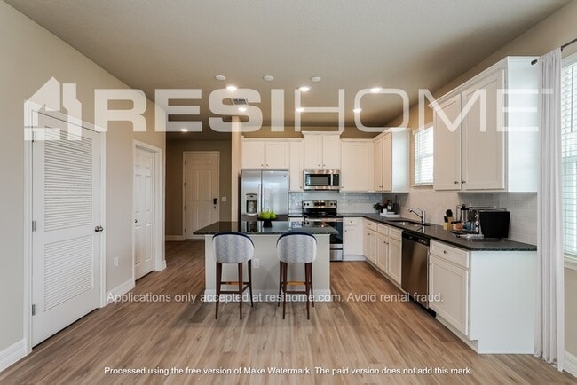 Photo - 1758 Rookery Rd