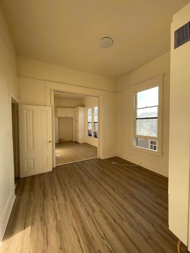 Photo - 134-136 E 31st Street Unit 134 1/2 E 31st Street