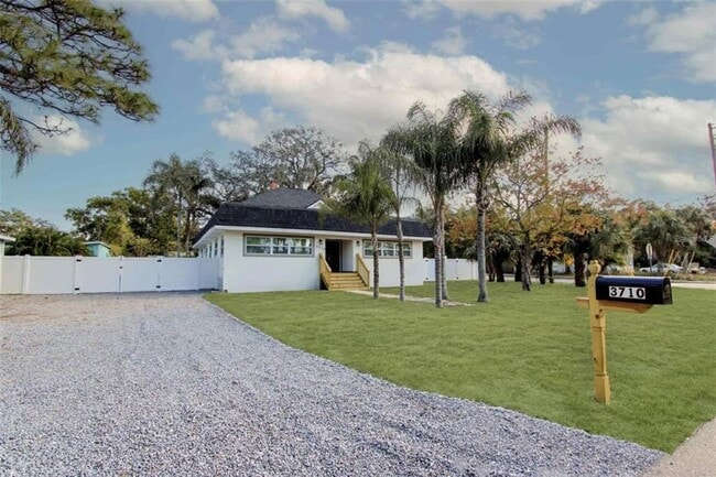 Photo - 3710 Desoto Blvd