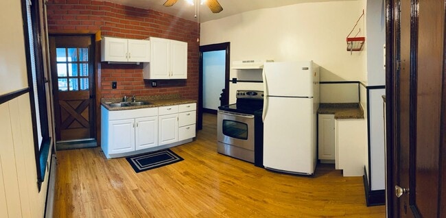 Photo - 1315 N George St Unit 1st floor