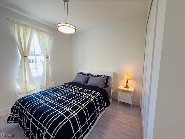 Photo - 5865 Shell Cove Drive