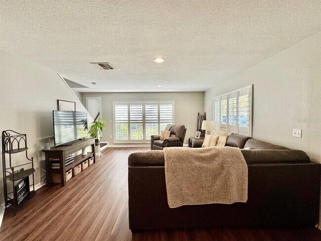 Photo - 2879 Thaxton Dr