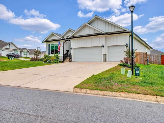 3962 Whitetail Ln