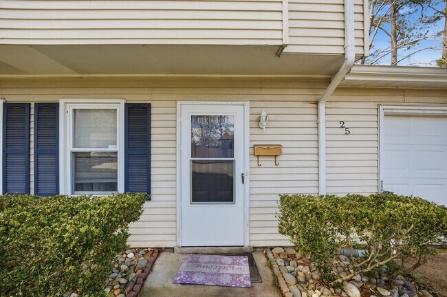 Photo - 25 Chowan Pl