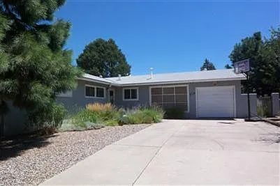 Photo - "Welcome Home: Spacious 3-Bedroom Oasis with 2 Full Baths on Dakota St NE!"
