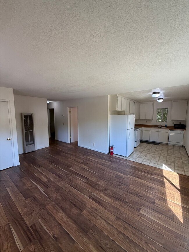 Photo - 1448 Warner St Unit B