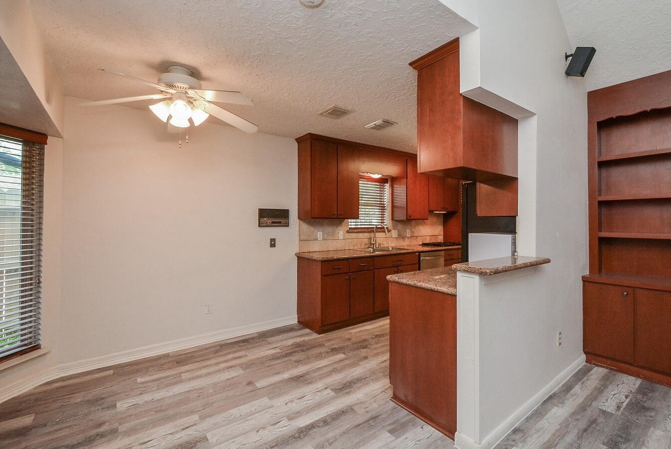 Photo - 11915 N Hanworth Dr