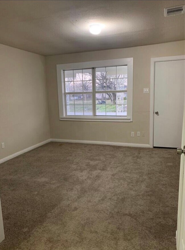 Photo - 324 Delaware St Unit A