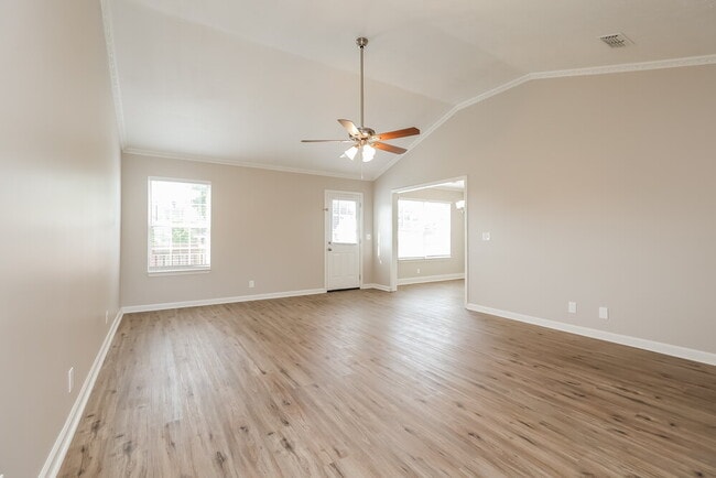 Photo - 1195 St Andrews Dr