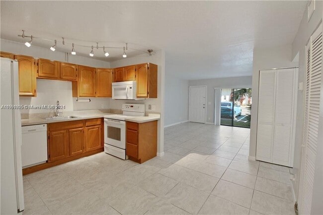 Photo - 3236 NW 104th Ave