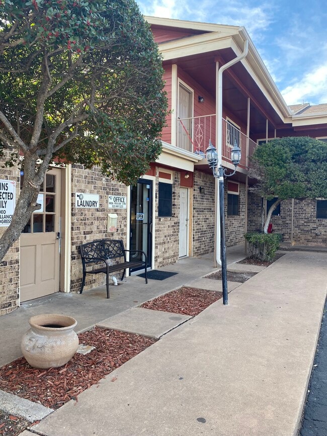 Windmill Park Apartment Homes San Angelo, TX