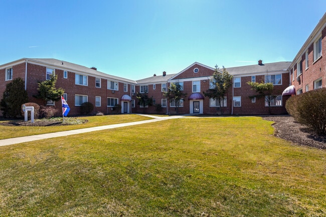 WJM Cedar Apartments