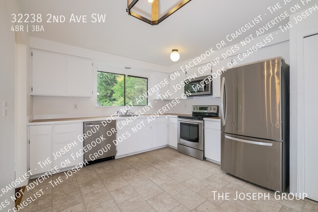 Photo - 32238 2nd Ave SW