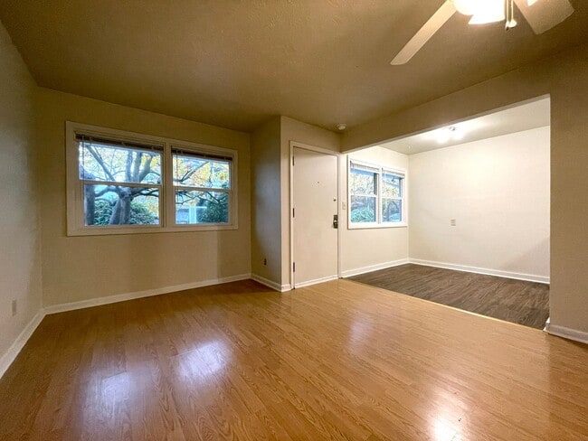Photo - Charming 1 bedroom available in Woodlawn T... Unidad #15