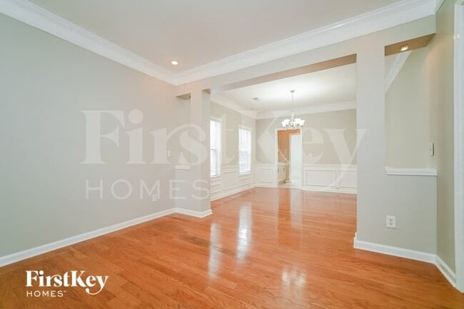 Photo - 7504 Cole Ln