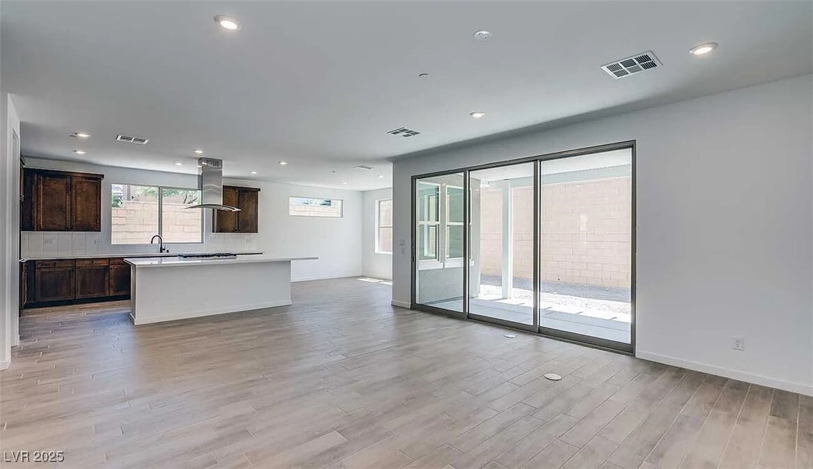 Photo - 1853 Crown King Ct