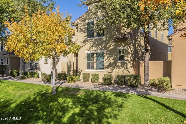 Photo - 451 S Hawes Rd