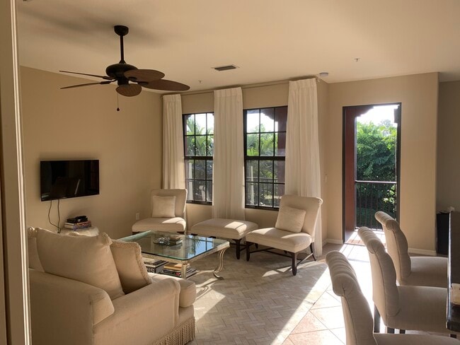 Photo - 8997 Cambria Cir Unidad 2002