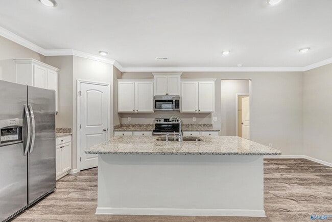 Photo - 323 Ivyleaf Dr