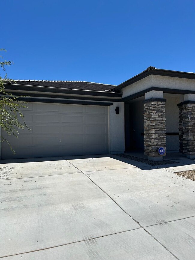 Photo - Single story 4bedroom home in North Copper Canyon
