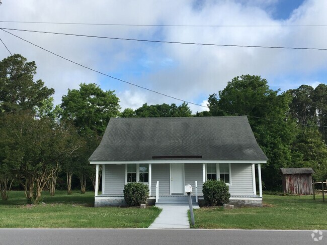 Building Photo - YEAR ROUND-POPLAR BRANCH Rental