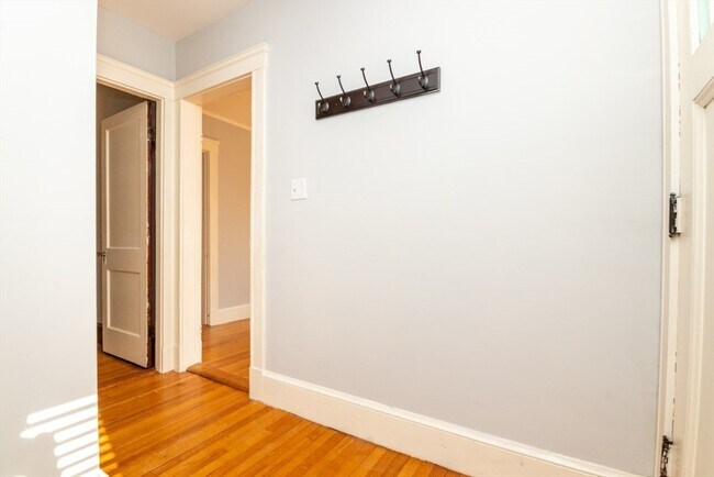 Photo - 76 Westglow St Unit 1
