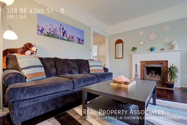 Photo - 108 NE 43rd St Unit B