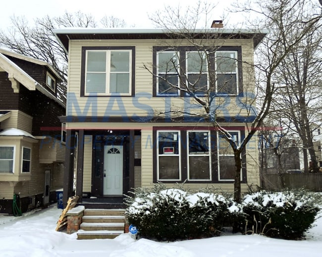 Building Photo - 425 Boston Pl Unit Upper