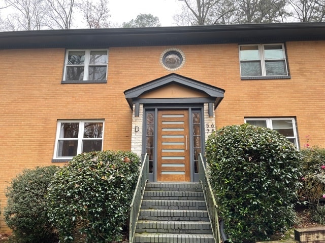 front entrance - 1010 Scott Blvd Condo Unit D5
