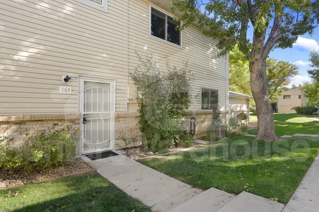 Building Photo - 9195 E Lehigh Ave