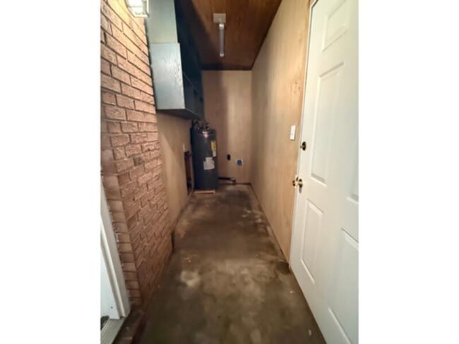 Photo - 2605 Talbert St