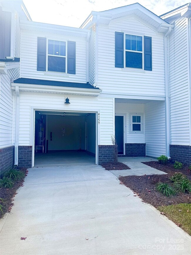 Photo - 4159 Smt Wds Dr