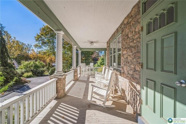 Photo - 313 Edgewood Dr Unit B
