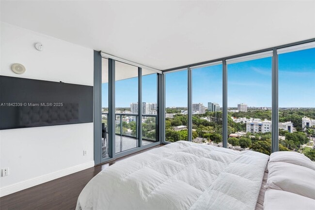 Photo - 601 NE 36th St Unit 1103