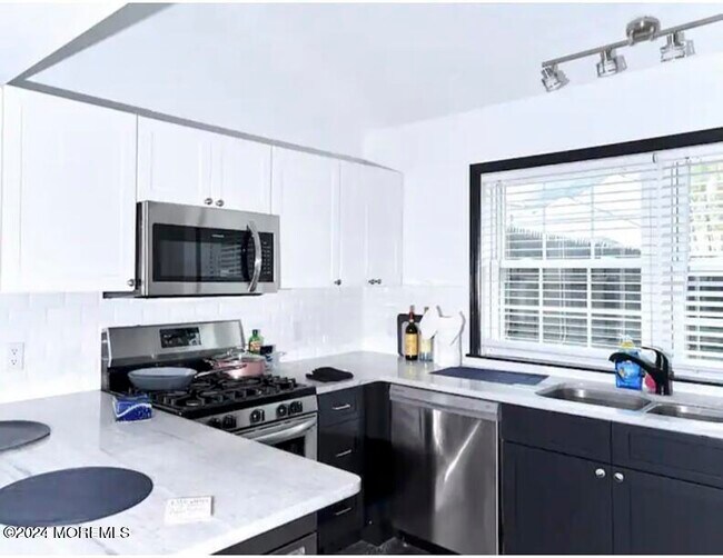 Photo - 745 20th Ave