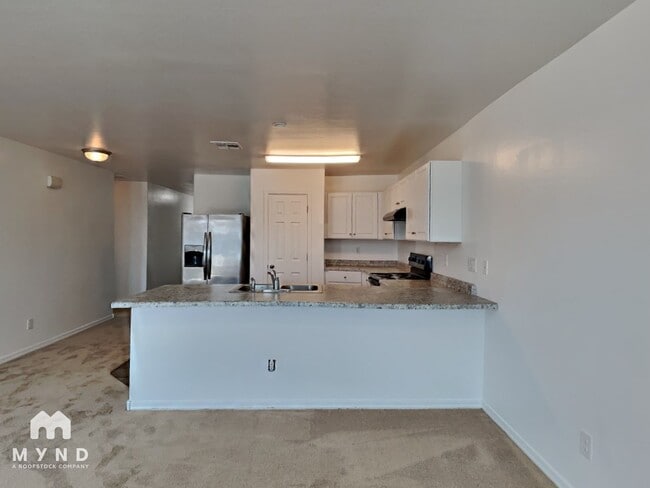 Photo - 953 Kachina Dr