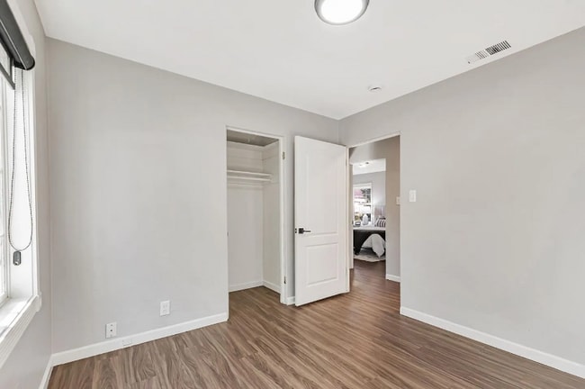 Photo - 2571 Los Coches Ave