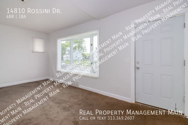 Photo - 4 Bed on Rossini Drive