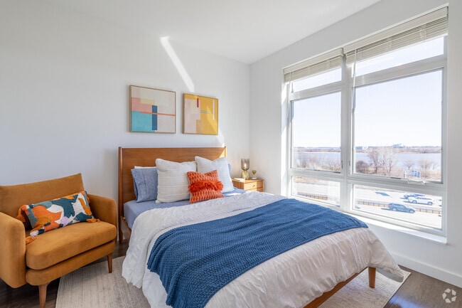 1BR, 1BA Bddroom