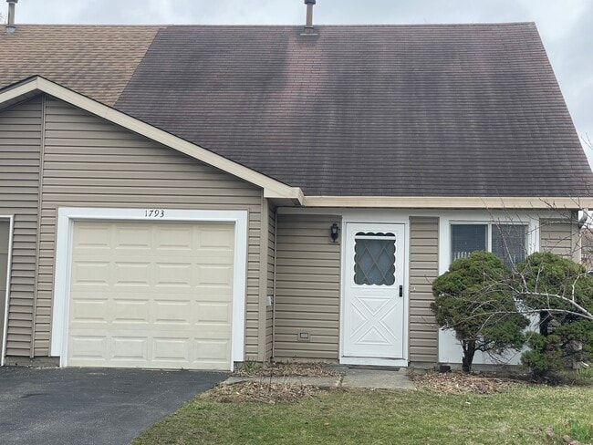 Building Photo - 1793 Goddard Ln