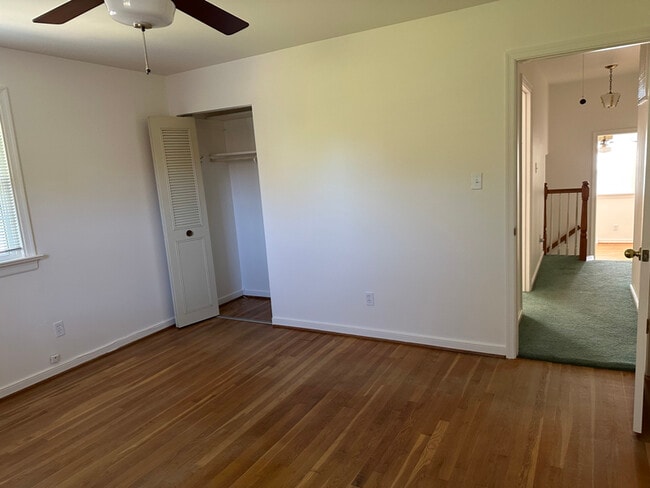 Photo - 9201 Woodlake Dr