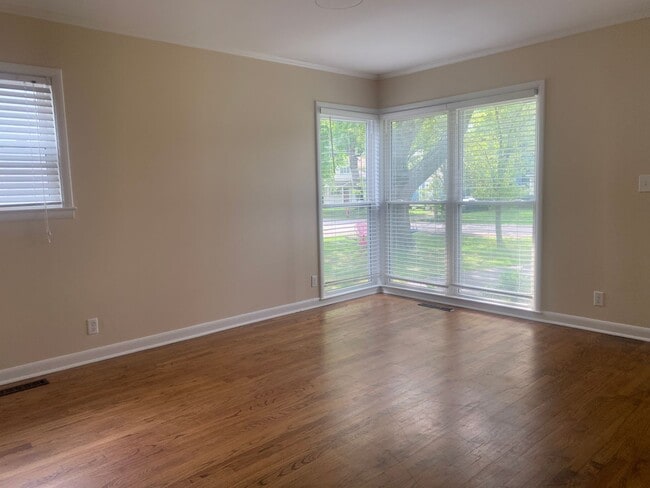 Photo - 2611 Gardiner Ln