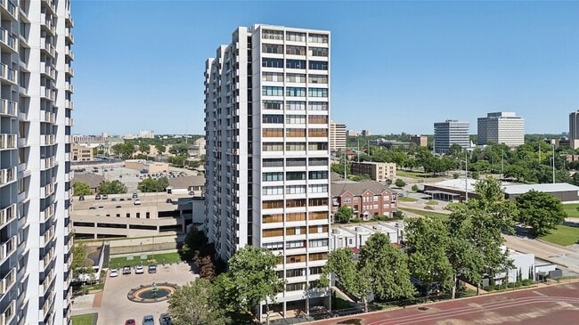 Photo - 410 W 7th St Unit 1229